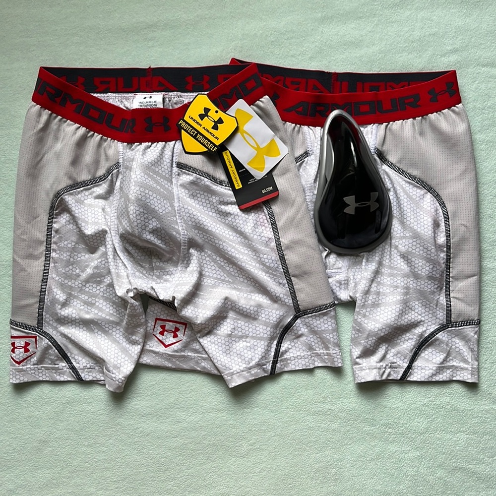 2 Under Armour Boys YMD Medium Boxer Jock Cup NWT